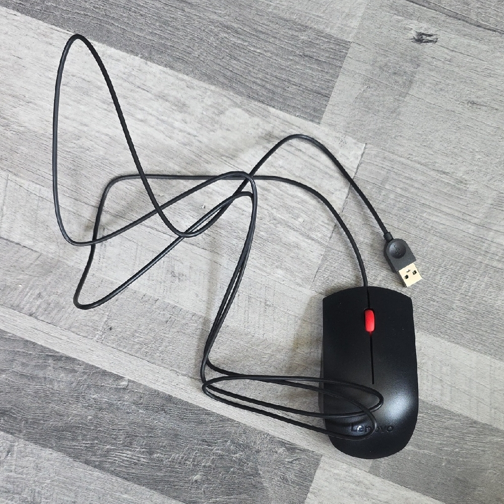 NWOT, Lenovo • Black USB Wired Optical Mouse